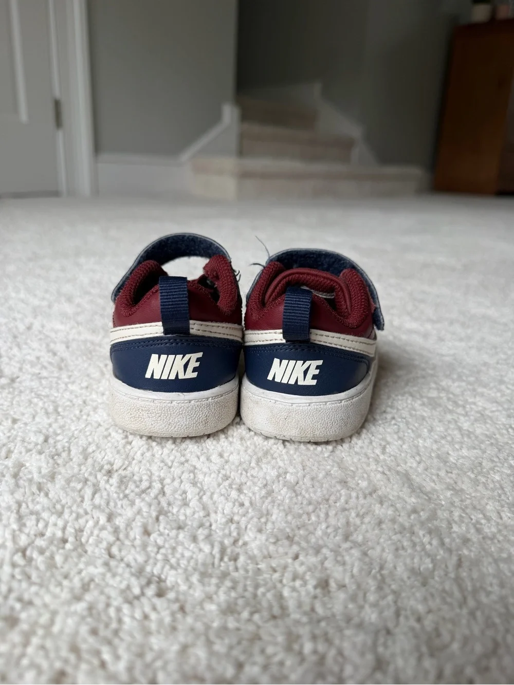 Nike classic low